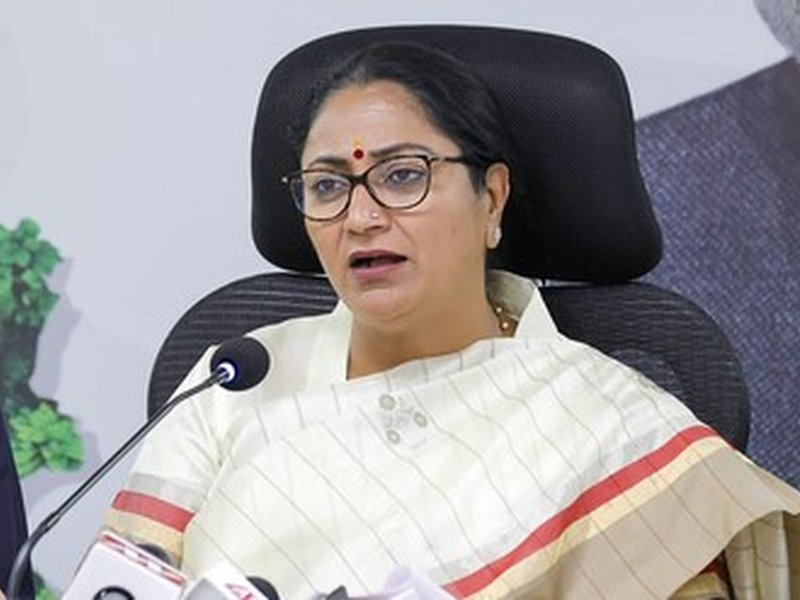 ਸੀਐਮ ਰੇਖਾ ਗੁਪਤਾ ਨੂੰ ਜਾਨੋਂ ਮਾਰਨ ਦੀ ਧਮਕੀ ਦੇਣ ਵਾਲਾ ਗ੍ਰਿਫ਼ਤਾਰ, ਮੁਲਜ਼ਮ ਕੋਲ ਕਾਨੂੰਨ ਦੀ ਡਿਗਰੀ