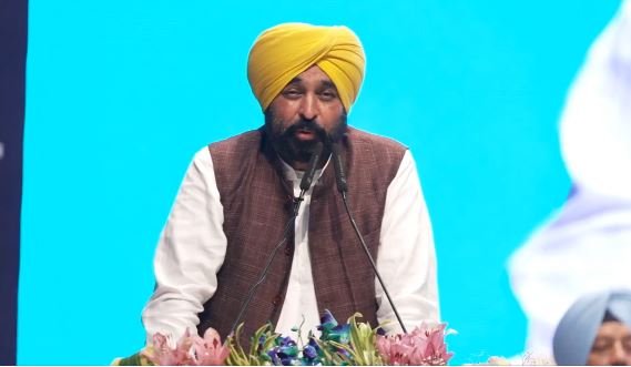 ਮੁੱਖ ਮੰਤਰੀ ਮਾਨ ਤੇ ਅਰਵਿੰਦ ਕੇਜਰੀਵਾਲ ਨੇ ਕੀਤੀ ਜੰਮ੍ਹਾਬੰਦੀ ਪੋਰਟਲ ਦੀ ਕੀਤੀ ਸ਼ੁਰੂਆਤ