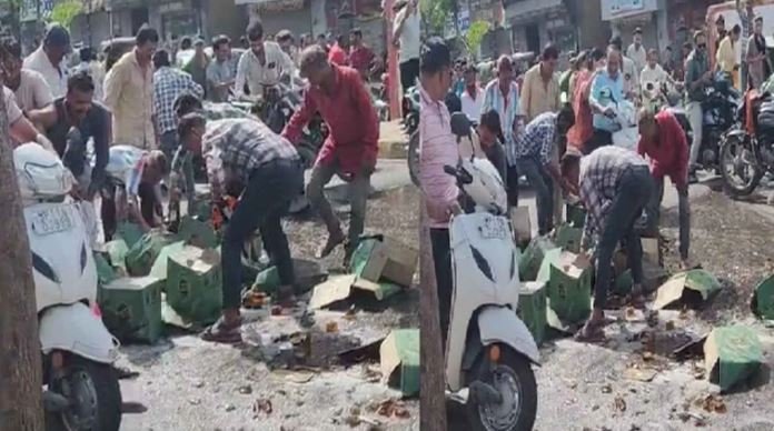 ਸੜਕ ‘ਤੇ ਡਿੱਗੀ ਹੋਈ ਸ਼ਰਾਬ ਲੁੱਟਣ ਦੀ ਲੱਗੀ ਦੌੜ, ਲੋਕਾਂ ਨੇ ਭੱਜ-ਭੱਜ ਚੱਕੀਆਂ ਬੋਤਲਾਂ, ਵੀਡੀਓ ਹੋਈ ਵਾਇਰਲ