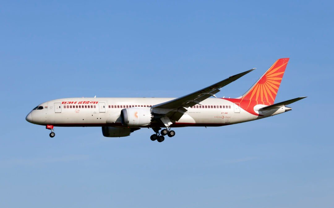 अहमदाबाद प्लेन क्रेश के बाद एयर इंडिया का बड़ा फैसला, 15% अंतरराष्ट्रीय उड़ानें कम करने का ऐलान