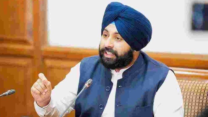 ਸਰਕਾਰੀ ਸਕੂਲਾਂ ਦੇ 600 ਵਿਦਿਆਰਥੀਆਂ ਦੀ ਰੈਜ਼ੀਡੈਂਸ਼ੀਅਲ ਕੋਚਿੰਗ ਕੈਂਪ ਵਿੱਚ JEE ਅਤੇ NEET ਕੋਚਿੰਗ ਲਈ ਚੋਣ