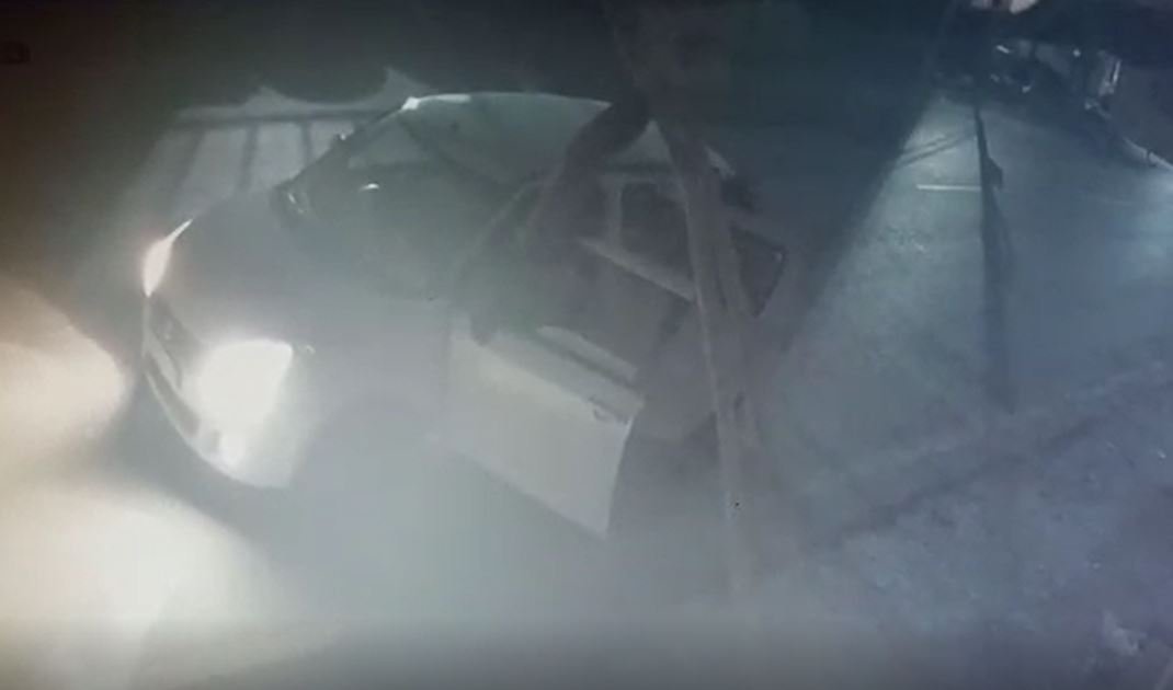 ਲੁਟੇਰਾ ਗੈਂਗ ਨੇ ਕਰਿਆਨੇ ਦੀ ਦੁਕਾਨ ਨੂੰ ਬਣਾਇਆ ਨਿਸ਼ਾਨਾ, ਸ਼ਟਰ ਤੋੜ ਕੀਤੀ ਚੋਰੀ, ਘਟਨਾ CCTV ‘ਚ ਹੋਈ ਕੈਦ