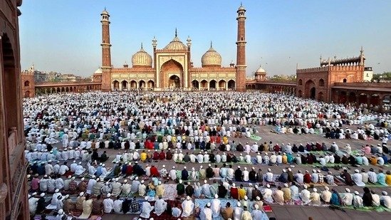 Eid-Al-Adha: ਜਾਮਾ ਮਸਜਿਦ ਵਿੱਚ ਸਵੇਰ ਦੀ ਨਮਾਜ਼ ਕੀਤੀ ਗਈ ਅਦਾ , ਦਿੱਲੀ ਵਿੱਚ ਸਖ਼ਤ ਸੁਰੱਖਿਆ ਪ੍ਰਬੰਧ