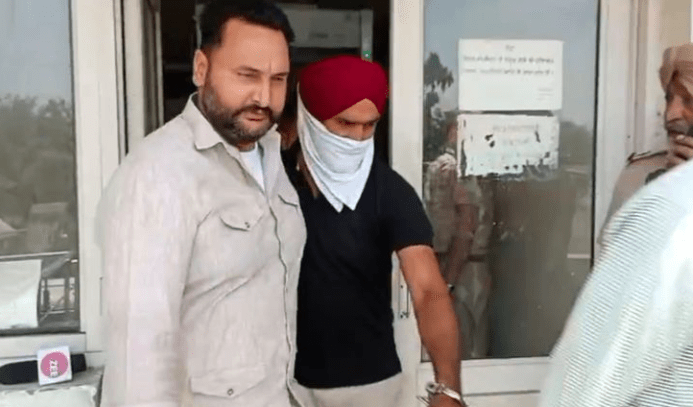 ਜਾਸੂਸੀ ਦੇ ਦੋਸ਼ੀ ਜਸਬੀਰ ਨੂੰ ਅੱਜ ਮੋਹਾਲੀ ਅਦਾਲਤ ਵਿੱਚ ਕੀਤਾ ਜਾਵੇਗਾ ਪੇਸ਼ : ਫੌਜ ਨਾਲ ਸਬੰਧਤ 150 ਨੰਬਰ ਮਿਲੇ