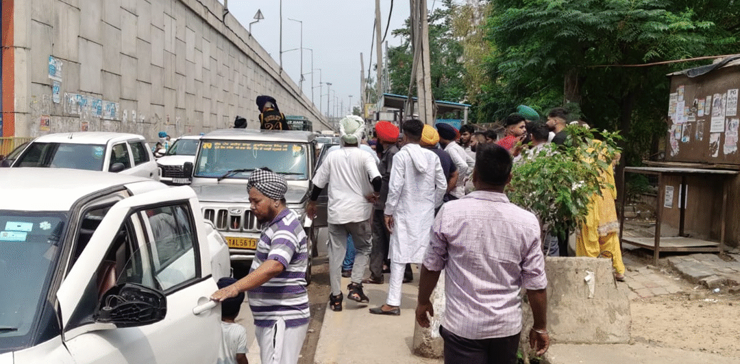 Punjab News: ਨਿਹੰਗ ਨੂੰ ਗ੍ਰਿਫ਼ਤਾਰ ਕਰਨ ਆਈ ਹਿਮਾਚਲ ਪੁਲਿਸ ‘ਤੇ ਹੋਇਆ ਹਮਲਾ, ਦੋ ਪੁਲਿਸ ਮੁਲਾਜ਼ਮ ਜ਼ਖਮੀ