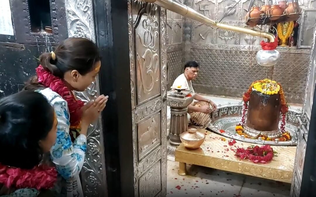 ਆਪਣੇ ਜਨਮਦਿਨ ‘ਤੇ, ਤੇਜਸਵੀ ਪ੍ਰਕਾਸ਼ ਨੇ ਉਜੈਨ ਵਿੱਚ ਬਾਬਾ ਮਹਾਕਾਲ ਦੇ ਕੀਤੇ ਦਰਸ਼ਨ ,ਭਸਮ ਆਰਤੀ ਵਿੱਚ ਵੀ ਲਿਆ ਹਿੱਸਾ, ਸਾਂਝੀਆਂ ਕੀਤੀਆਂ ਤਸਵੀਰਾਂ