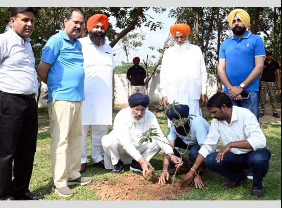 ਅਕਾਲੀ ਦਲ ਨੇ ਸ੍ਰੀ ਅਕਾਲ ਤਖ਼ਤ ਸਾਹਿਬ ਦੇ ਹੁਕਮ ਅਨੁਸਾਰ ਰੁੱਖ਼ ਲਾਓ ਮੁਹਿੰਮ ਸ਼ੁਰੂ ਕੀਤੀ