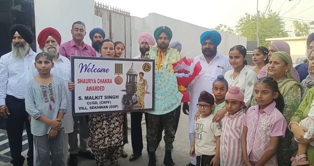 ਨਕਸਲਬਾਦ ਦਾ ਖਾਤਮਾ ਕਰਨ ਵਾਲੇ ਪੰਜਾਬ ਦੇ CRPF ਜਵਾਨ ਦਾ ਰਾਸ਼ਟਰਪਤੀ ਦਰੋਪਤੀ ਮੁਰਮੂ ਵੱਲੋਂ ਸਰਵ ਉੱਚ ਸਨਮਾਨ