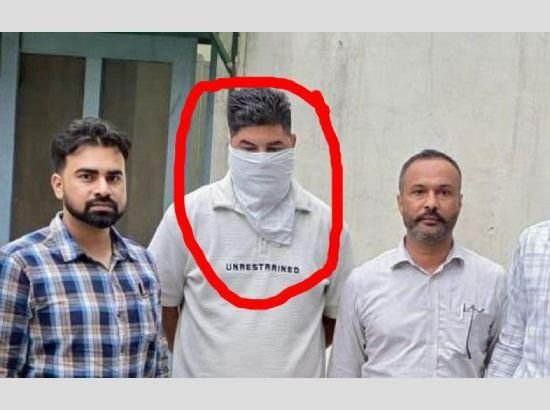 ਪੰਜਾਬ ਵਿਜੀਲੈਂਸ ਦਾ ਵੱਡਾ ਐਕਸ਼ਨ! 30000 ਰੁਪਏ ਰਿਸ਼ਵਤ ਲੈਂਦਾ ਹੌਲਦਾਰ ਕਾਬੂ