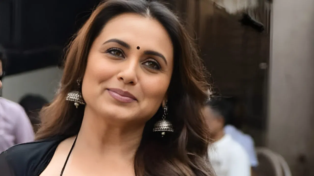 ਰਾਣੀ ਮੁਖਰਜੀ ਇਸ ਸੁਪਰਸਟਾਰ ਨਾਲ ਵਿਆਹ ਕਰਨਾ ਚਾਹੁੰਦੀ ਸੀ ਜੋ ਉਸ ਤੋਂ 35 ਸਾਲ ਵੱਡਾ ਸੀ, ਫਿਰ ਉਸਨੂੰ ਉਸਦੇ ਪੁੱਤਰ ਨਾਲ ਹੋ ਗਿਆ ਪਿਆਰ