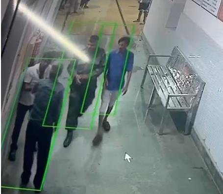 Kanpur: ਡਾਕਟਰ ਨੇ ਸੁਪਰਵਾਈਜ਼ਰ ‘ਤੇ ਥੱਪੜਾਂ ਦੀ ਕੀਤੀ ਵਰਖਾ , ਹੱਥ ਜੋੜਨ ਤੋਂ ਬਾਅਦ ਵੀ ਦਿਖਾਇਆ ਦਬਦਬਾ