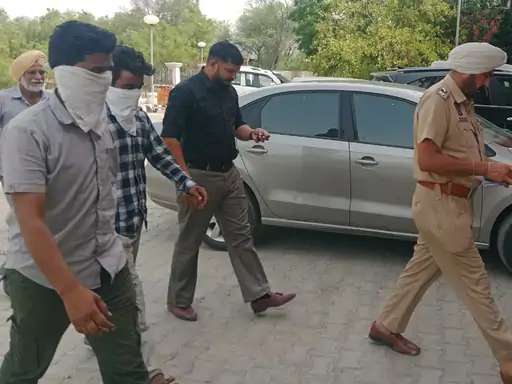 ਪੰਜਾਬ ਵਿੱਚ ਗੈਰ-ਕਾਨੂੰਨੀ ਪਟਾਕਾ ਫੈਕਟਰੀ ਵਿੱਚ ਯੂਪੀ ਤੋਂ ਆਇਆ ਬਾਰੂਦ, ਹਰਿਆਣਾ ਦਾ ਸਪਲਾਇਰ ਕਰਦਾ ਸੀ ਸੌਦਾ, ਧਮਾਕੇ ਵਿੱਚ 5 ਲੋਕਾਂ ਦੀ ਮੌਤ