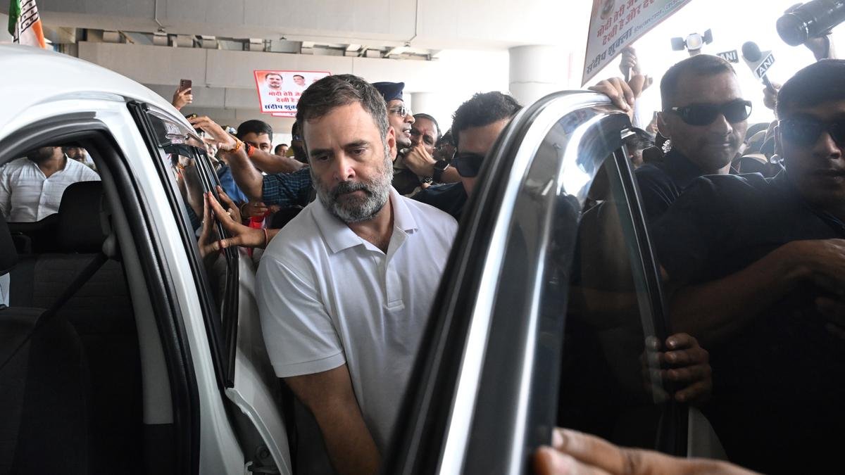 Rahul Gandhi ਨੇ ਮਾਣਹਾਨੀ ਮਾਮਲੇ ਵਿੱਚ ਲਖਨਊ ਅਦਾਲਤ ਵਿੱਚ ਕੀਤਾ ਆਤਮ ਸਮਰਪਣ , 5 ਮਿੰਟ ਬਾਅਦ ਹੀ ਮਿਲੀ ਜ਼ਮਾਨਤ