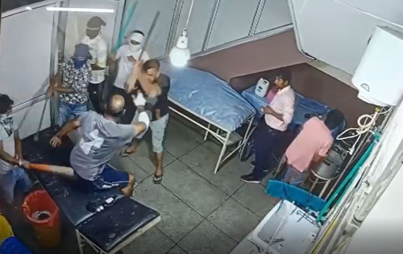 ਸਿਵਲ ਹਸਪਤਾਲ ਦੇ ਵਿੱਚ ਗੁੰਡਾਗਰਦੀ ਦਾ ਨੰਗਾ ਨਾਚ, ਡੰਡੇ-ਤਲਵਾਰਾਂ ਨਾਲ ਮਰੀਜ਼ ‘ਤੇ ਹੋਇਆ ਜਾਨਲੇਵਾ ਹਮਲਾ