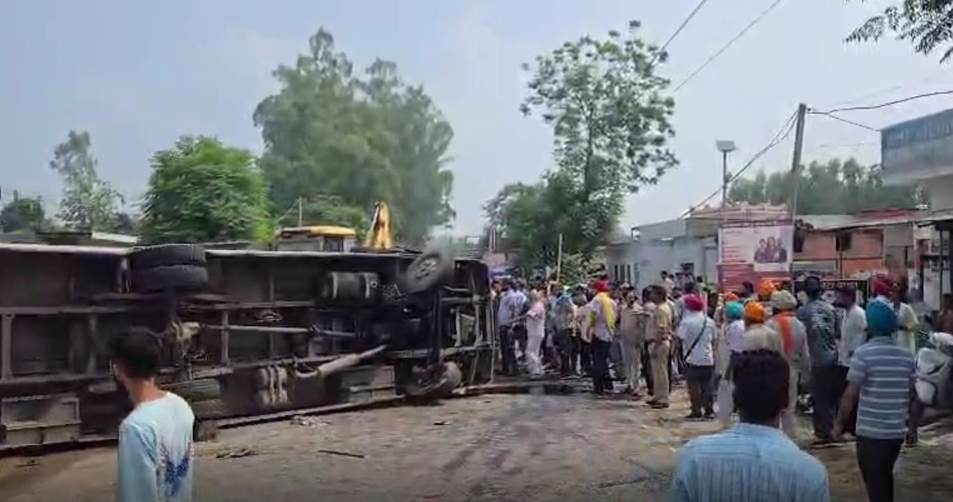 Accident in Hoshiarpur: ਬੱਸ ਅਤੇ ਕਾਰ ਦੀ ਹੋਈ ਸਿੱਧੀ ਟੱਕਰ, ਕਈ ਮੌਤਾਂ
