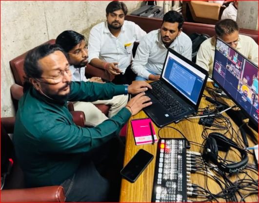 ਦਿੱਲੀ ਗੈਂਗ ਦੀ ਪਕੜ ਤੋਂ ਨਹੀਂ ਬਚੀ ਵਿਧਾਨ ਸਭਾ ! ਲਾਈਵ ਫੀਡ ਨੂੰ ਕਰ ਰਹੇ ਨੇ ਕੰਟਰੋਲ, ਪ੍ਰਤਾਪ ਬਾਜਵਾ ਨੇ ਸਾਂਝੀ ਕੀਤੀ ਅੰਦਰਲੀ ਤਸਵੀਰ