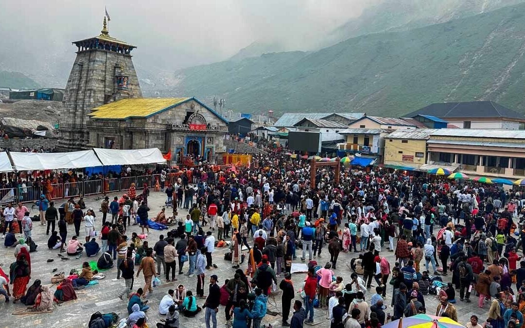 Chardham Yatra थमी, 90% होटल खाली, 1700 में से 120 बसें ही चल रहीं, टैक्सी किराया आधा