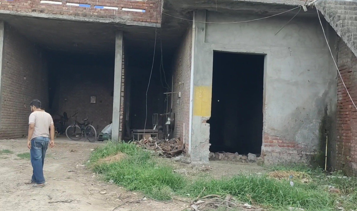 बिजली बिल की लापरवाही या गलती, परिवार को भेजा 1.45 करोड़ का बिजली बिल, अफसरों ने दी बिजली मंत्री विज के पास जाने की सलाह