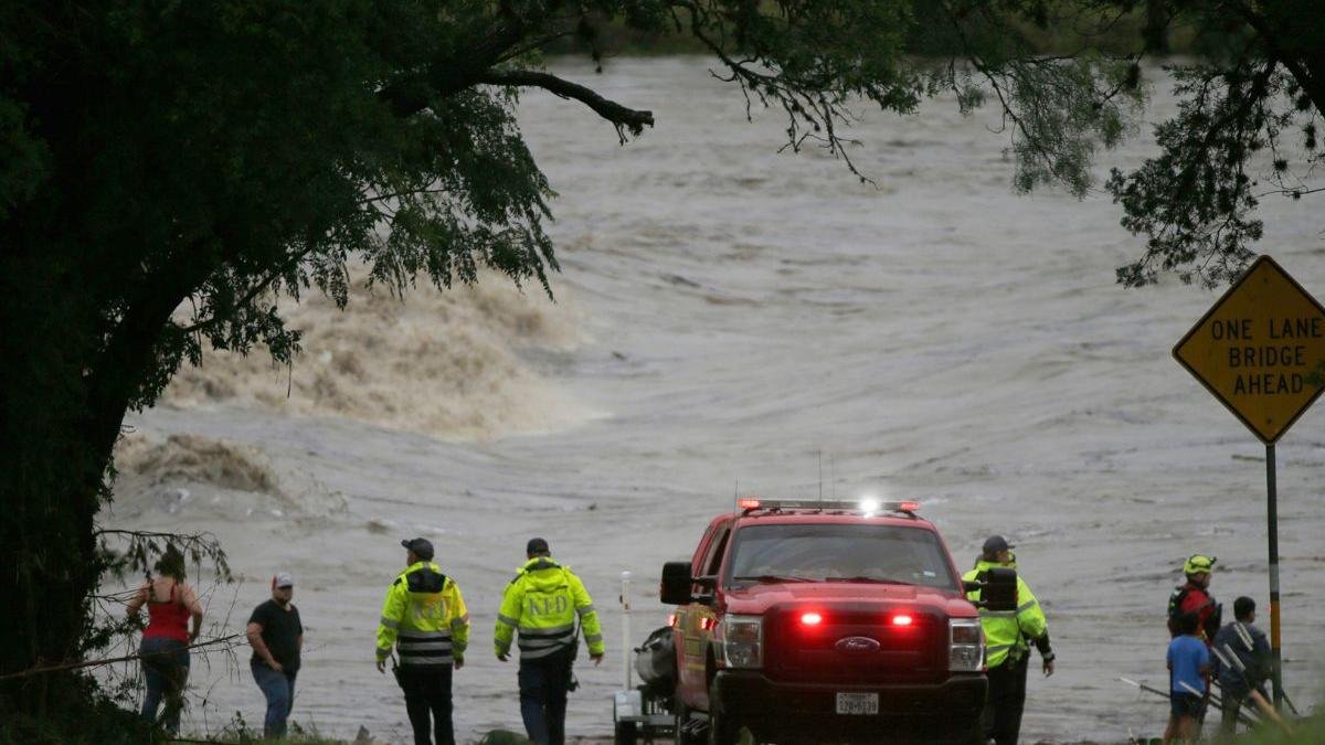 ਅਮਰੀਕਾ ਦੇ ਟੈਕਸਾਸ ‘ਚ ਕੁਝ ਮਿੰਟਾਂ ‘ਚ ਅਚਾਨਕ ਆਏ ਹੜ੍ਹ ਕਰਕੇ 24 ਲੋਕਾਂ ਦੀ ਮੌਤ, 23 ਕੁੜੀਆਂ ਲਾਪਤਾ