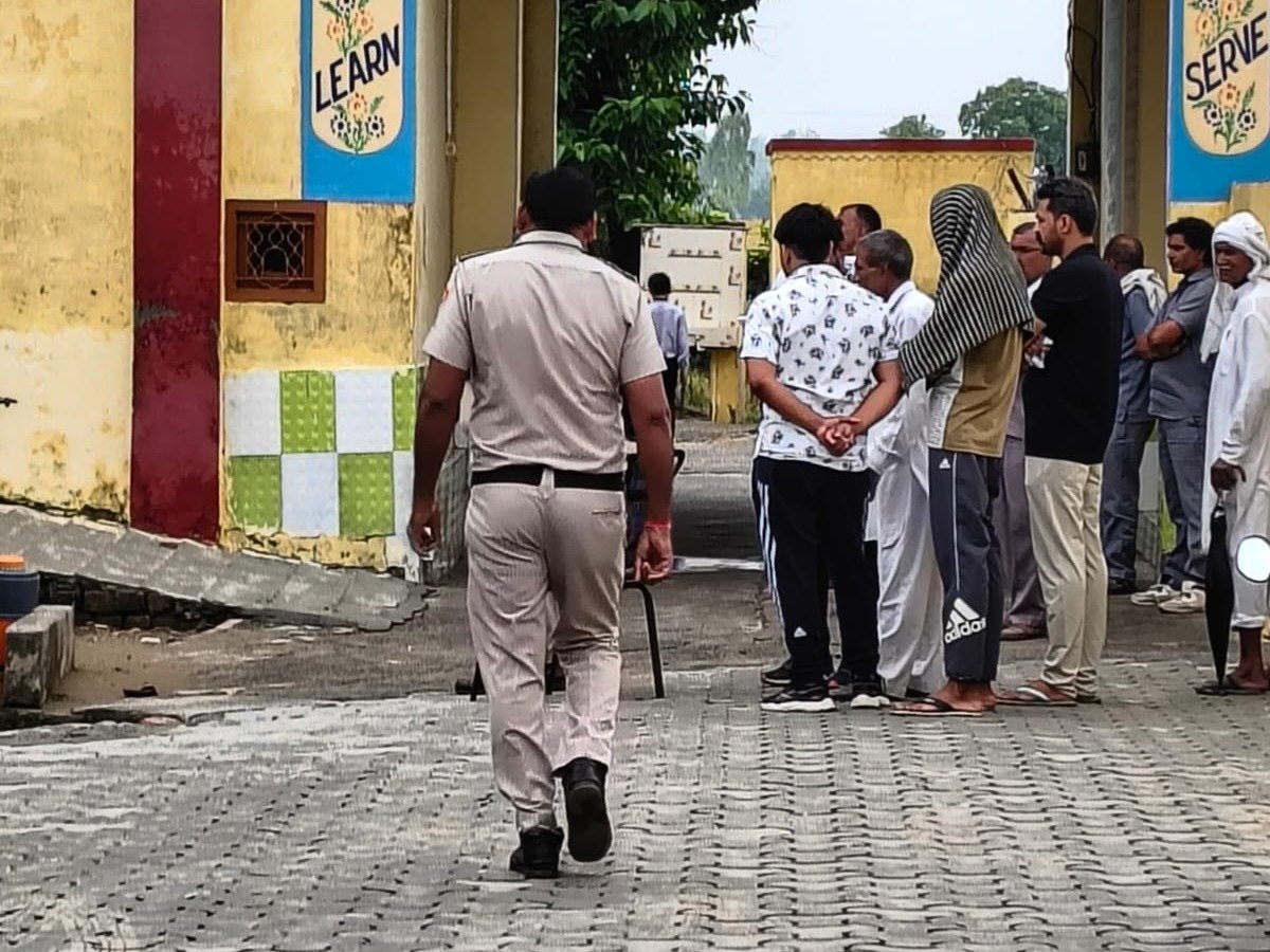 हिसार में गुरु पूर्णिमा पर स्कूल प्रिंसिपल का मर्डर, दो छात्रों ने चाकु से किए कईं वार