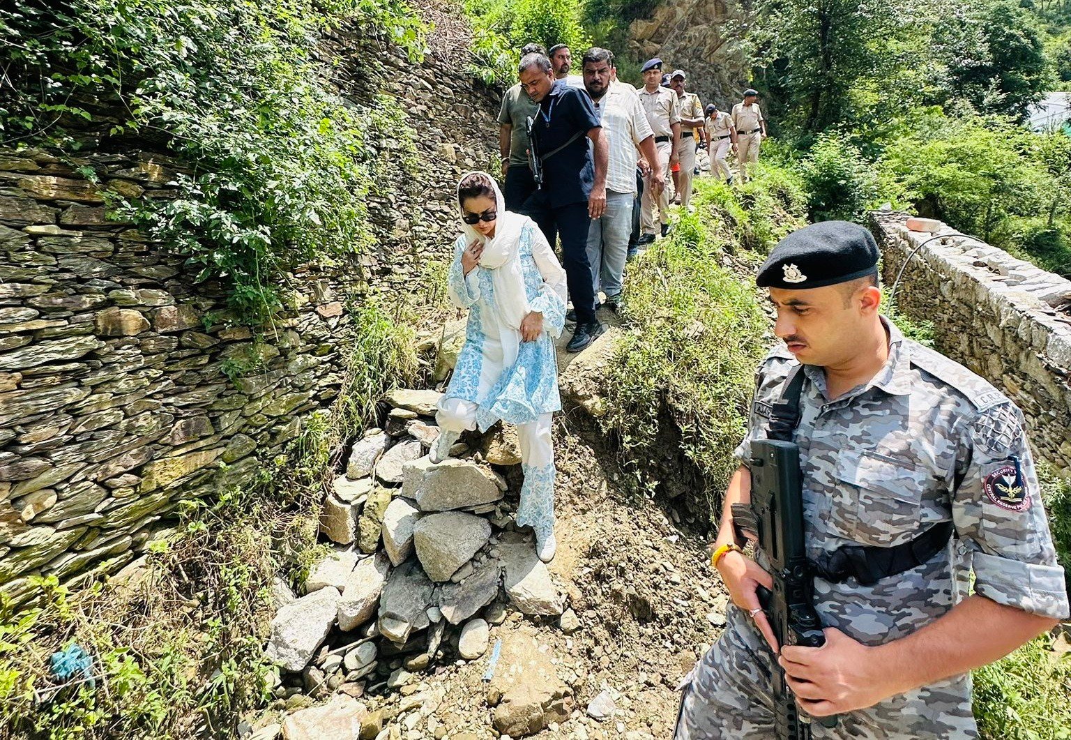 एक बार फिर कंगना रनौत ने साधा विक्रमादित्य सिंह पर निशाना, कहा- जो लोग फेल हो चुके, उन्हें मुझे ज्ञान देने की जरूरत नहीं