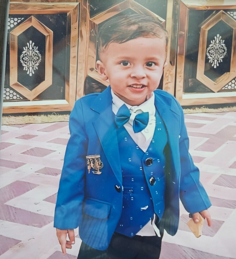 ਦੋ ਸਾਲਾ ਬੱਚੇ ਦੀ ਮੌਤ, ਪੀੜਤ ਪਰਿਵਾਰ ਨੇ ਡਾਕਟਰ ‘ਤੇ ਲਗਾਏ ਅਣਗਹਿਲੀ ਦੇ ਇਲਜ਼ਾਮ, ਪਰਿਵਾਰ ਲਾ ਰਿਹਾ ਇਨਸਾਫ਼ ਦੀ ਗੁਹਾਰ
