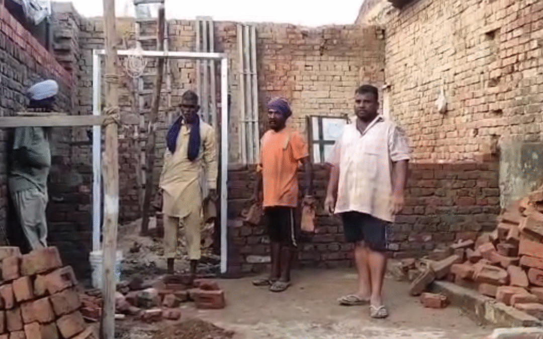 Punjab News: ਮੀਂਹ ਕਾਰਨ ਢਹਿ ਗਏ ਘਰ ਦੀ ਮਦਦ ਲਈ ਆਮ ਆਦਮੀ ਪਾਰਟੀ ਆਈ ਅੱਗੇ, ਪੀੜਤ ਪਰਿਵਾਰ ਨੂੰ ਮਿਲੀ ਆਰਥਿਕ ਸਹਾਇਤਾ