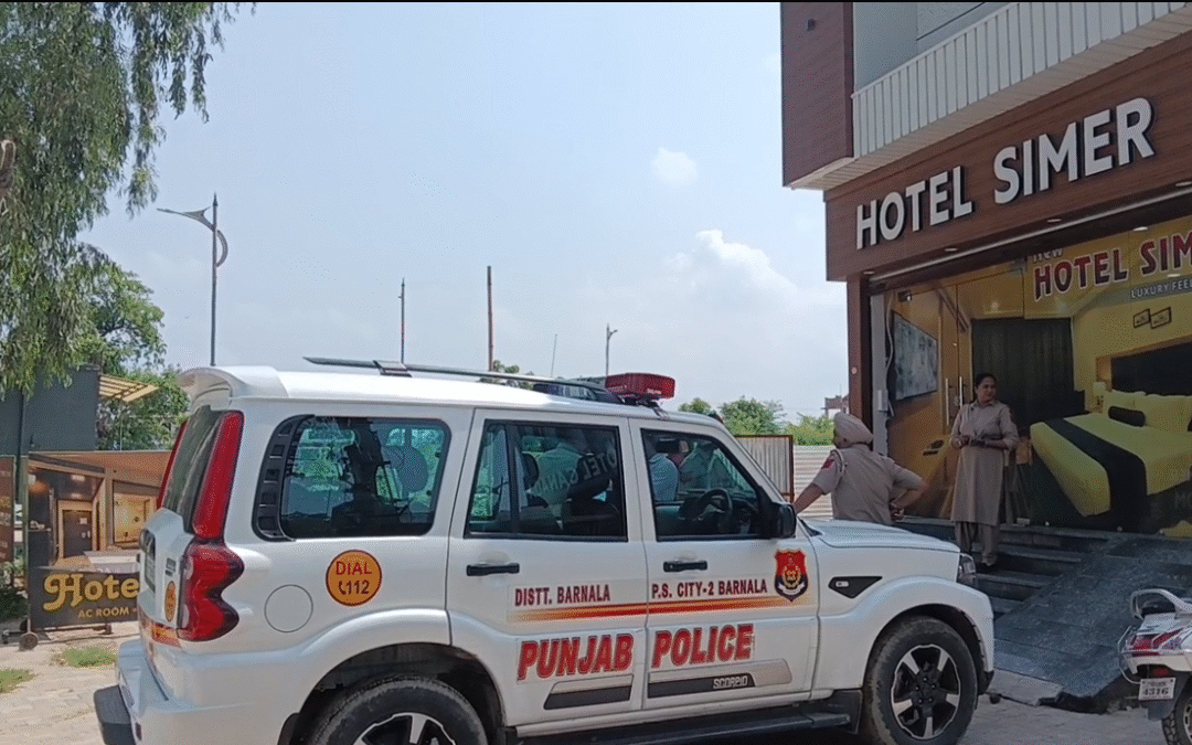 Punjab: ਬਰਨਾਲਾ ‘ਚ ਪੁਲਿਸ ਅਤੇ ਫਾਇਰ ਸੇਫਟੀ ਵਿਭਾਗ ਵੱਲੋਂ ਹੋਟਲਾਂ ‘ਚ ਸਰਚ ਰੇਡ