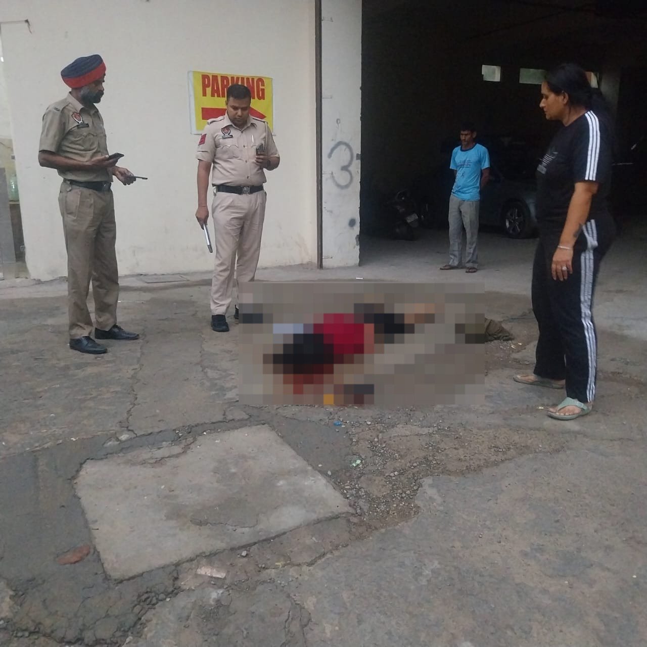 Zirakpur News: ਤੀਜੀ ਮੰਜਿਲ ਤੋਂ ਡਿੱਗ ਕੇ 20 ਸਾਲਾ ਦੀ ਵਿਦਿਆਰਥਣ ਦੀ ਸ਼ੱਕੀ ਹਲਾਤ ਵਿੱਚ ਮੌਤ