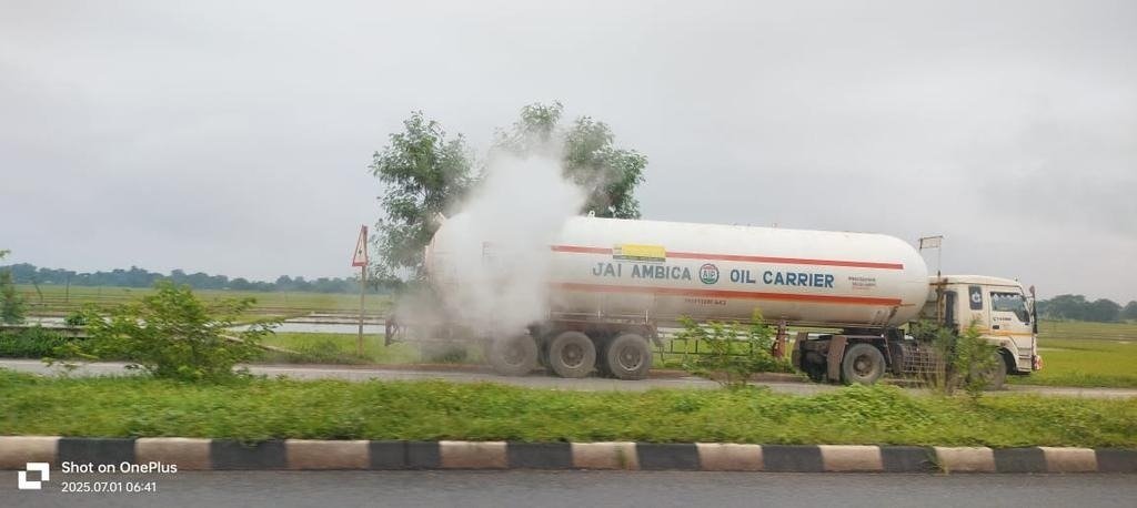 बहरागोड़ा-बारिपदा मार्ग पर गैस टैंकर में रिसाव, प्रशासन ने एनएच किया बंद