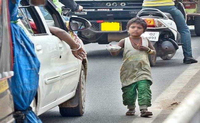 Latest News: सड़कों-शहरों में भीख मांगने वाले बच्चों के होंगे डीएनए टेस्ट
