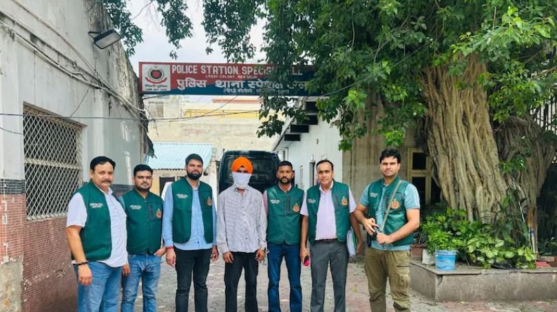 ਗੁਰਦਾਸਪੁਰ ਦੇ ਪੁਲਿਸ ਸਟੇਸ਼ਨ ‘ਤੇ ਰਾਕੇਟ ਲਾਂਚਰ ਹਮਲੇ ਦਾ ਮੁੱਖ ਦੋਸ਼ੀ ਗ੍ਰਿਫ਼ਤਾਰ, BKI ਨਾਲ ਨੇ ਸਬੰਧ