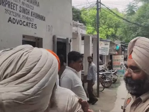 ਅਜਨਾਲਾ ਪੁਲਿਸ ਸਟੇਸ਼ਨ ਦਾ ਮਾਮਲਾ ਅੰਮ੍ਰਿਤਸਰ ਤਬਦੀਲ, ਡਿਬਰੂਗੜ੍ਹ ਜੇਲ੍ਹ ਤੋਂ ਲਿਆਂਦੇ ਗਏ 9 ਦੋਸ਼ੀ ਜ਼ਿਲ੍ਹਾ ਅਦਾਲਤ ਪਹੁੰਚੇ