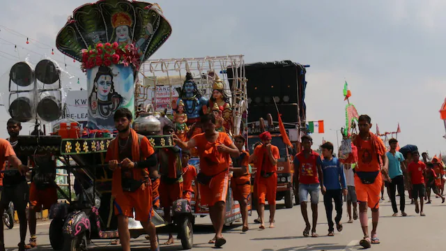 29 ਹਜ਼ਾਰ ਸੀਸੀਟੀਵੀ, 395 ਡਰੋਨ, 60 ਹਜ਼ਾਰ ਪੁਲਿਸ ਵਾਲੇ… ਯੂਪੀ ਸਰਕਾਰ ਨੇ ਕਾਂਵੜ ਯਾਤਰਾ ਲਈ ਬਣਾਇਆ ਮਾਸਟਰ ਪਲਾਨ