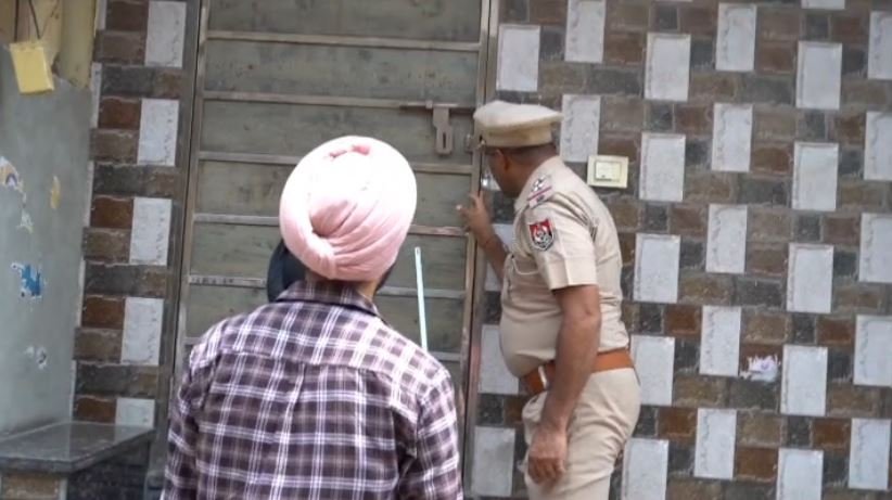 ਬੇਖ਼ੌਫ਼ ਹਮਲਾਵਰਾਂ ਨੇ ਘਰ ‘ਤੇ ਚਲਾਈਆਂ ਗੋਲੀਆਂ, ਘਟਨਾ CCTV ‘ਚ ਹੋਈ ਕੈਦ