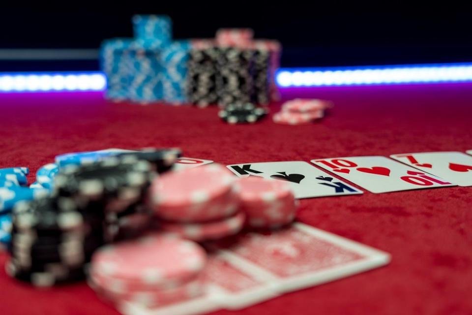 ਪੋਕਰ ਦੇ ਆਦੀ ਭਾਰਤੀ ਮੂਲ ਦੇ ਇੰਜੀਨੀਅਰ ਨੂੰ ਨਿਊਜ਼ੀਲੈਂਡ ‘ਚ 10 ਲੱਖ ਡਾਲਰ ਦੇ ਘੁਟਾਲੇ ‘ਚ ਜੇਲ੍ਹ