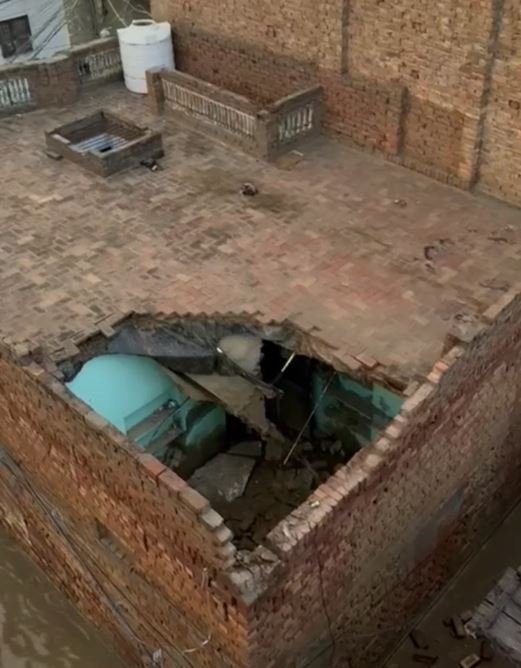 ਰਾਹਤ ਦੀ ਬਜਾਏ ਆਫ਼ਤ ਬਣੀ ਬਾਰਿਸ਼, ਛੱਤ ਡਿੱਗਣ ਨਾਲ ਬਜ਼ੁਰਗ ਔਰਤ ਹੋਈ ਜ਼ਖਮੀ