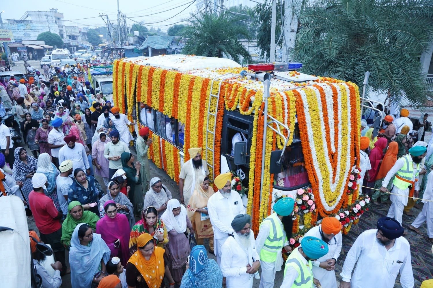 ਸ੍ਰੀ ਗੁਰੂ ਨਾਨਕ ਦੇਵ ਜੀ ਦੇ ਵਿਆਹ ਪੁਰਬ ਸੰਬੰਧੀ ਗੁਰਦੁਆਰਾ ਸ੍ਰੀ ਬੇਰ ਸਾਹਿਬ ਤੋਂ ਵਿਸ਼ਾਲ ਨਗਰ ਕੀਰਤਨ ਬਟਾਲਾ ਲਈ ਰਵਾਨਾ