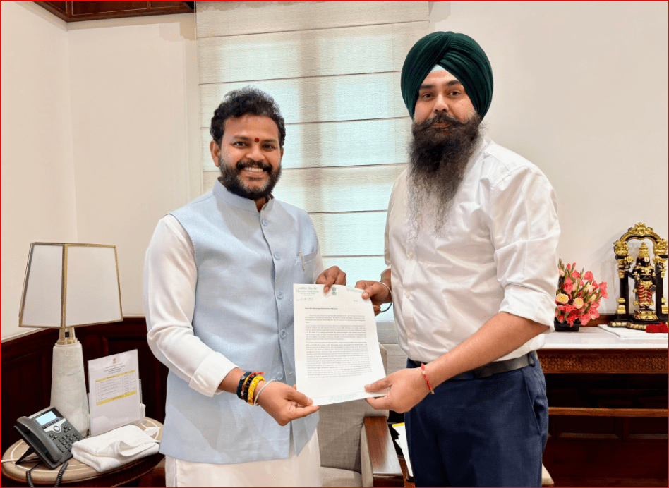 ਸੰਸਦ ਮੈਂਬਰ ਕੰਗ ਨੇ ਹਵਾਬਾਜ਼ੀ ਮੰਤਰੀ ਨਾਲ ਕੀਤੀ ਮੁਲਾਕਾਤ, ਚੰਡੀਗੜ੍ਹ ਹਵਾਈ ਅੱਡੇ ਤੋਂ ਸਿੱਧੀਆਂ ਅੰਤਰਰਾਸ਼ਟਰੀ ਉਡਾਣਾਂ ਦੀ ਮੰਗ