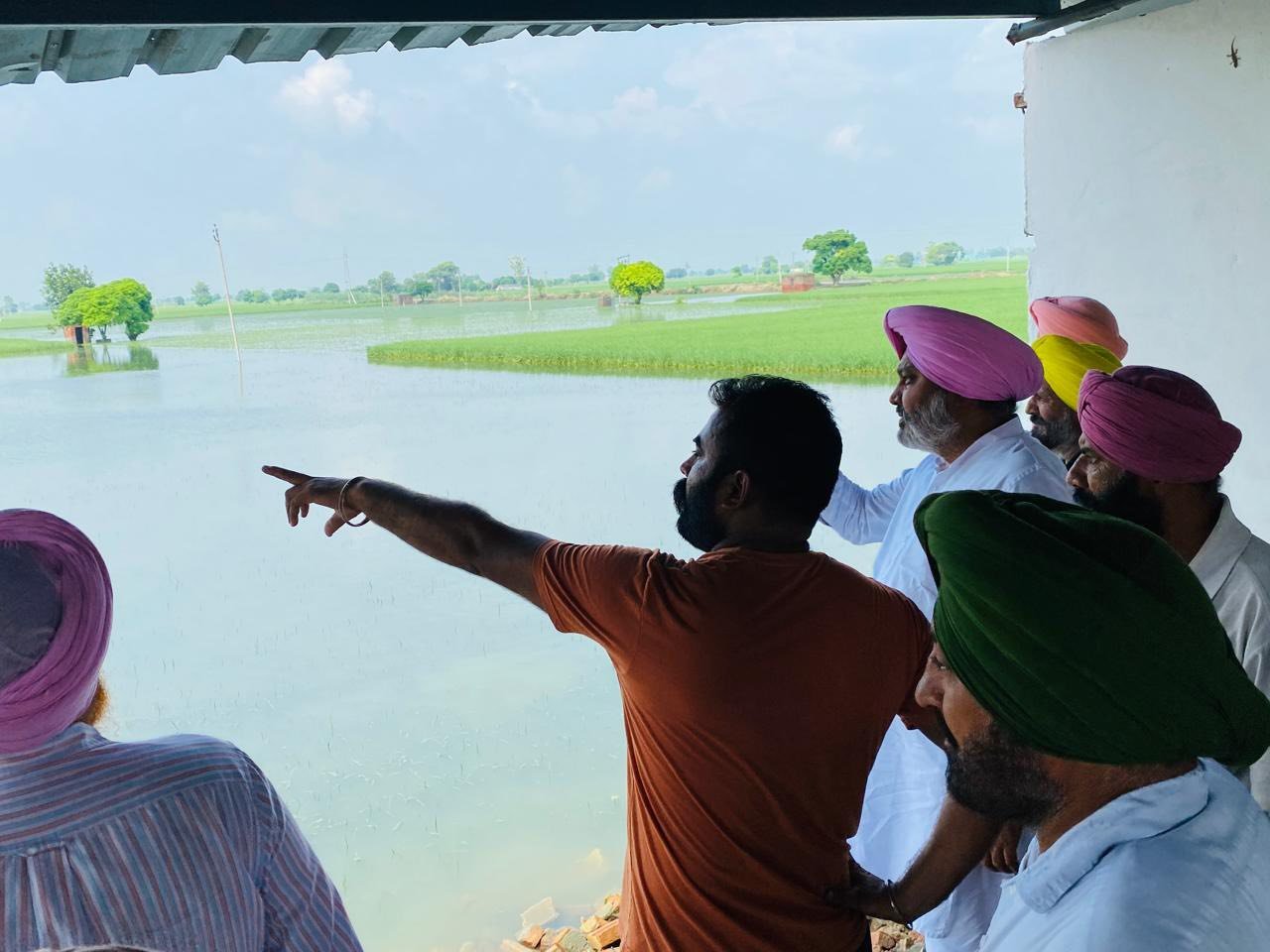 ਵਿੱਤ ਮੰਤਰੀ ਨੇ ਖਨੌਰੀ ਵਿਖੇ ਘੱਗਰ ਦਰਿਆ ਦਾ ਲਿਆ ਜਾਇਜ਼ਾ, ਘੱਗਰ ‘ਚ ਪਾਣੀ ਦਾ ਪੱਧਰ 743.7 ਫੁੱਟ ‘ਤੇ, ਸਥਿਤੀ ਪੂਰੀ ਤਰ੍ਹਾਂ ਕਾਬੂ ‘ਚ