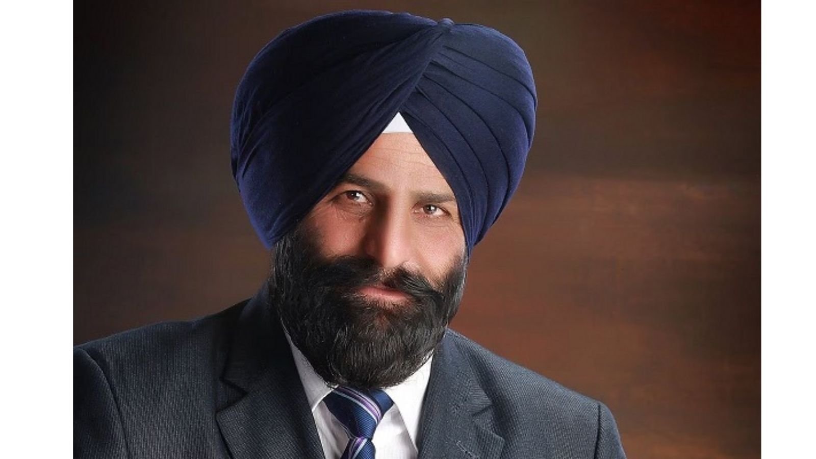 ਹੜ੍ਹ ‘ਚ ਭੁੱਖੇ ਪਸ਼ੂਆਂ ਲਈ ਜਸਵੰਤ ਸਿੰਘ ਗਾਜਣ ਮਾਜਰਾ ਨੇ ਫ਼ੀਡ ਦੇ ਟਰੱਕ ਕੀਤੇ ਰਵਾਨਾ, ਲੋਕਾਂ ਨੂੰ ਵੀ ਮੱਦਦ ਕਰਨ ਦੀ ਕੀਤੀ ਅਪੀਲ