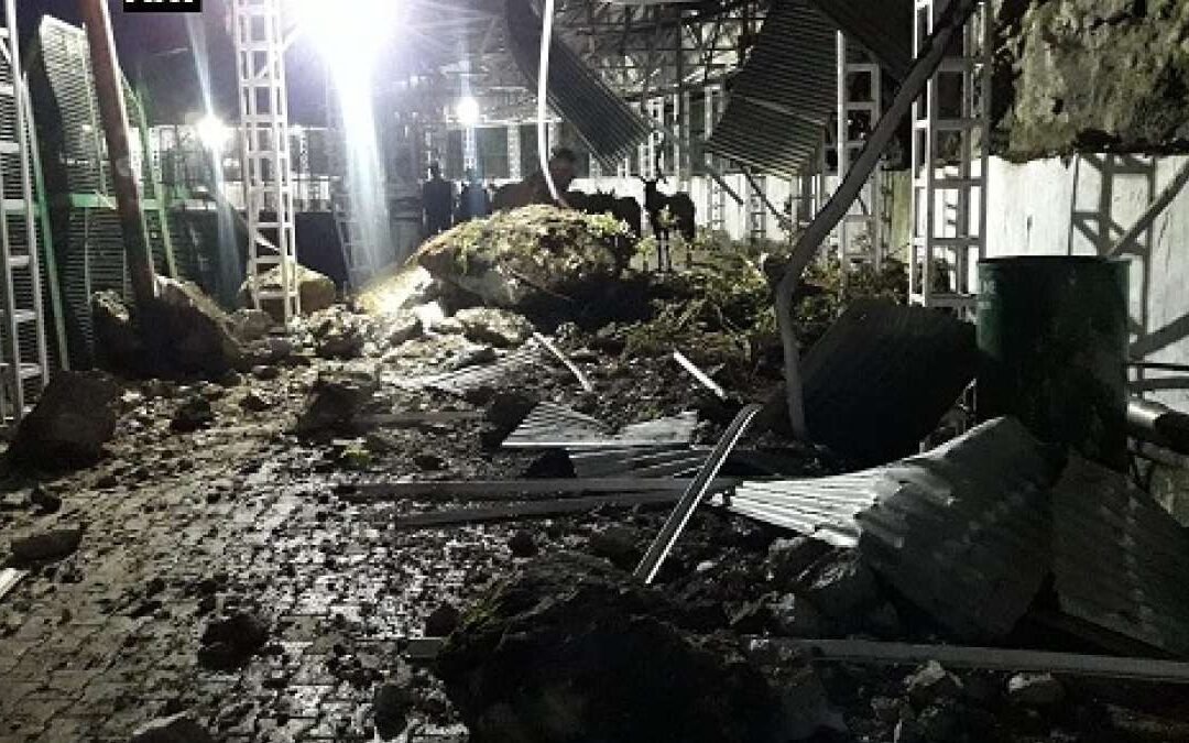 Katra Landslide: ਵੈਸ਼ਨੋ ਦੇਵੀ ਯਾਤਰਾ ਮਾਰਗ ‘ਤੇ ਅਰਧਕੁੰਵਾਰੀ ਨੇੜੇ ਢਿੱਗਾਂ ਡਿੱਗਣ ਕਾਰਨ ਪੰਜ ਮੌਤਾਂ, 14 ਲੋਕ ਜ਼ਖ਼ਮੀ, ਯਾਤਰਾ ਕੀਤੀ ਮੁਅੱਤਲ