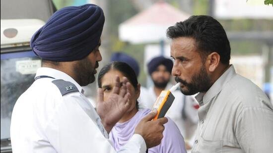 Panchkula News: जुलाई माह में पंचकूला पुलिस ने काटे 439 ड्रिंक एंड ड्राइव चालान