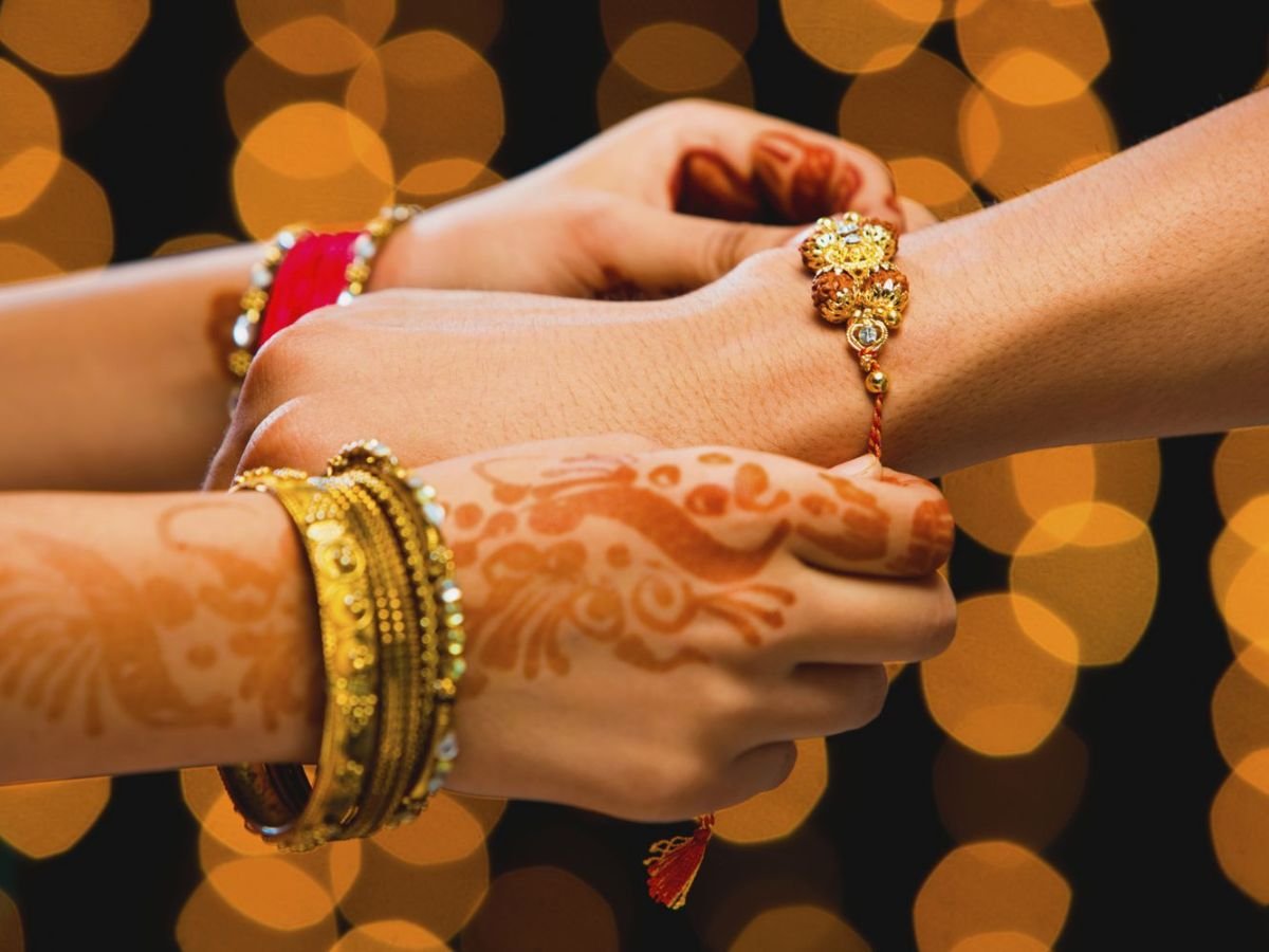 ਰੱਖੜੀ 2025: ਰੱਖੜੀ ਦੇ ਤਿਉਹਾਰ ‘ਤੇ ਕਿਹੜਾ ਸਮਾਂ ਹੈ ਸਭ ਤੋਂ ਸ਼੍ਰੇਸ਼ਠ, ਭੈਣਾਂ ਲਈ ਪੀਲਾ ਤੇ ਲਾਲ ਰੰਗ ਹੈ ਖਾਸ