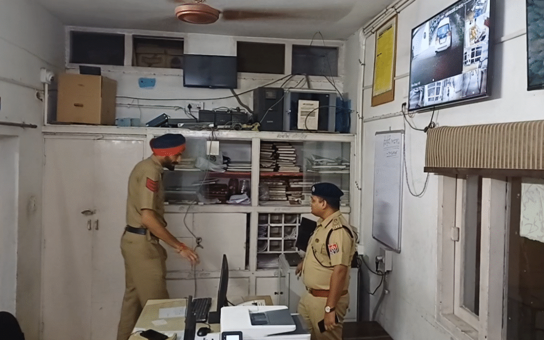 ਆਜ਼ਾਦੀ ਦਿਵਸ ਦੇ ਮੱਦੇਨਜ਼ਰ ਪੁਲਿਸ ਵੱਲੋਂ ਵੱਖ-ਵੱਖ ਥਾਣਿਆਂ ’ਤੇ ਕੀਤੀ ਚੈਕਿੰਗ