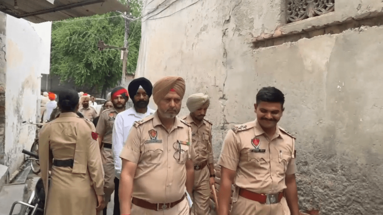 ਪੰਜਾਬ ਪੁਲਿਸ ਵੱਲੋਂ ”ਯੁੱਧ ਨਸ਼ਿਆਂ ਵਿਰੁੱਧ” ਤਹਿਤ ਆਪਰੇਸ਼ਨ ‘ਕਾਸੋ’ ਤਹਿਤ ਤਲਾਸ਼ੀ ਮੁਹਿੰਮ ਜਾਰੀ, ਤਸਕਰ ‘ਤੇ ਹੋਵੇਗੀ ਸਖ਼ਤ ਕਾਰਵਾਈ