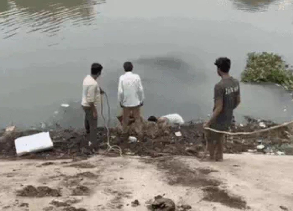 ਪਿਤਾ ਤੋਂ ਸ਼ਰਾਬ ਲਈ ਪੈਸੇ ਨਾ ਮਿਲਣ ‘ਤੇ ਪੁੱਤਰ ਨੇ ਚੱਕਿਆ ਖੌਫ਼ਨਾਕ ਕਦਮ! ਨਦੀ ਛਾਲ ਮਾਰ ਕੀਤੀ ਖ਼ੁਦਖੁਸ਼ੀ