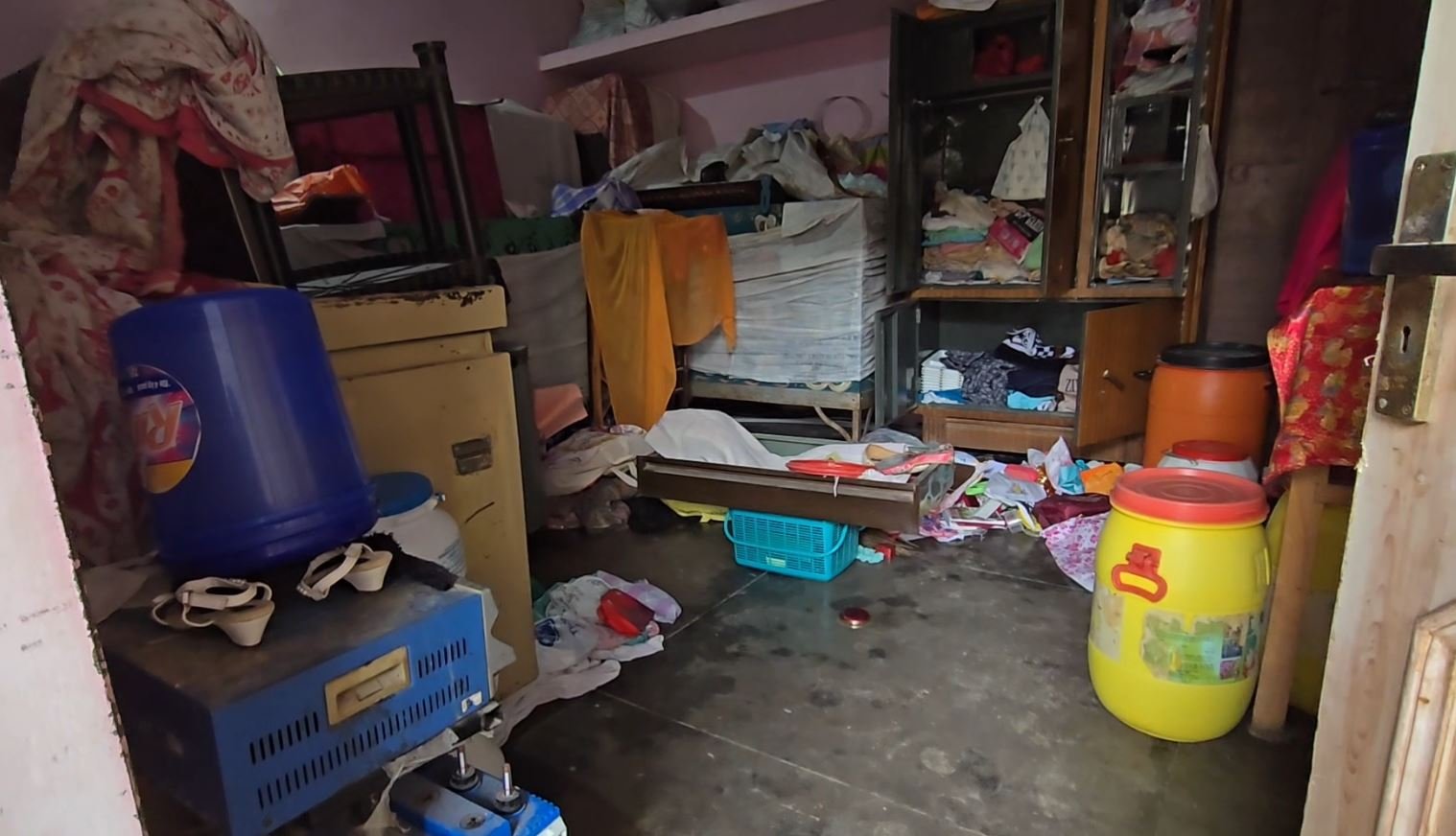 ਚੋਰਾਂ ਨੇ ਘਰ ਨੂੰ ਬਣਾਇਆ ਨਿਸ਼ਾਨਾ, 92 ਤੋਲੇ ਸੋਨਾ ਅਤੇ ਲੱਖਾਂ ਦੀ ਨਗਦੀ ਕੀਤੀ ਚੋਰੀ