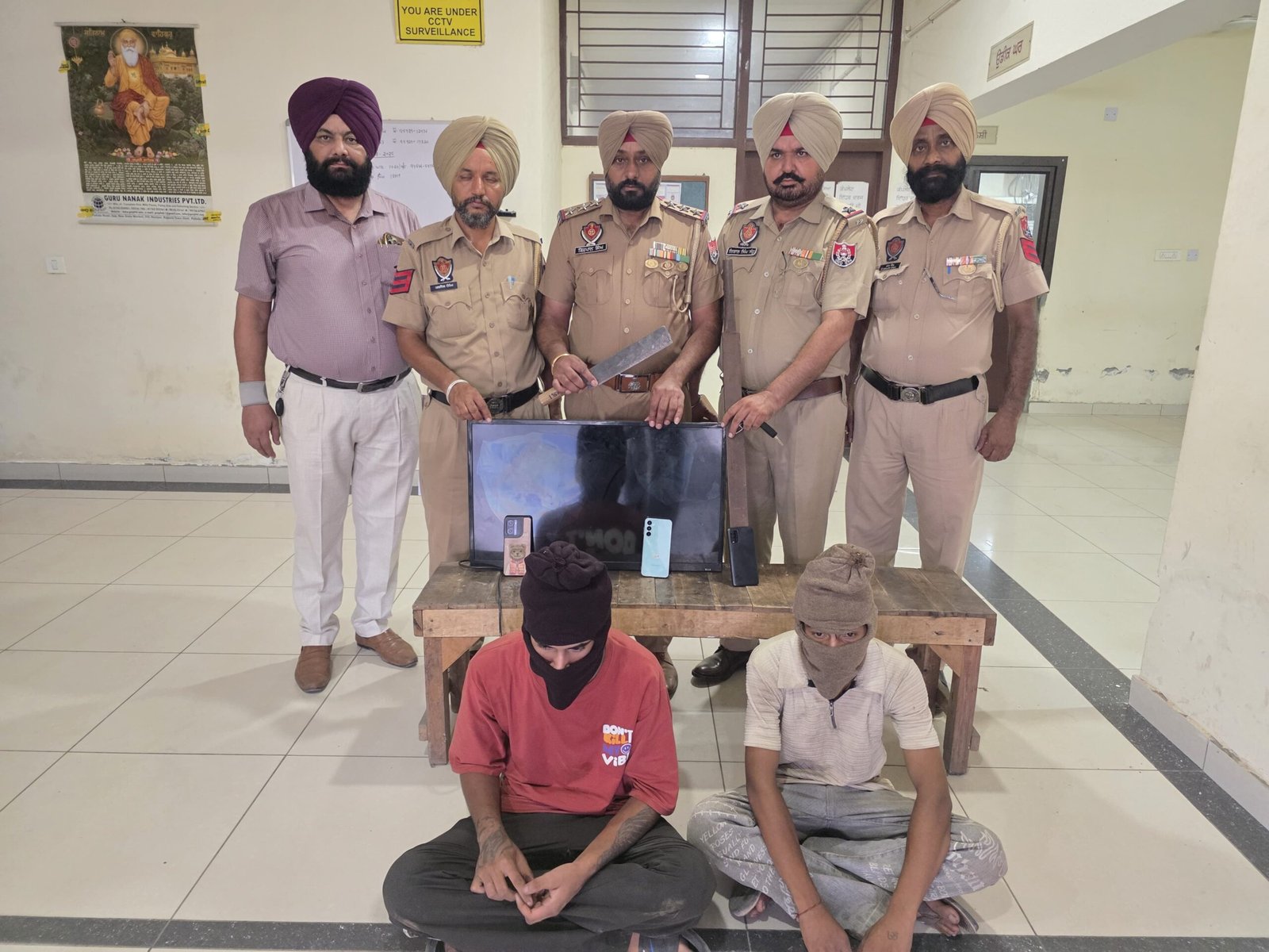 ਰਾਜਪੁਰਾ ਪੁਲਿਸ ਵੱਲੋਂ ਦੋ ਮੋਟਰਸਾਈਕਲ ਅਤੇ ਮੋਬਾਈਲ ਚੋਰ ਕਾਬੂ, ਹਥਿਆਰ ਅਤੇ ਚੋਰੀ ਦੀ ਬਾਈਕ ਬਰਾਮਦ