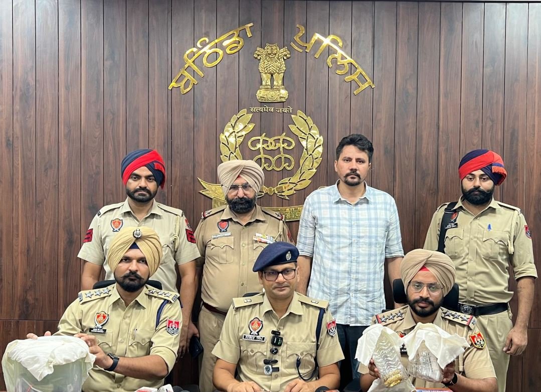 ਪੁਲਿਸ ਹੱਥ ਲੱਗੀ ਵੱਡੀ ਸਫ਼ਲਤਾ, ਘਰ ‘ਚੋ ਚੋਰੀ ਹੋਏ 22 ਲੱਖ ਦੇ ਗਹਿਣਿਆਂ ਸਮੇਤ ਮੁਲਜ਼ਮ ਕੀਤੇ ਗ੍ਰਿਫਤਾਰ